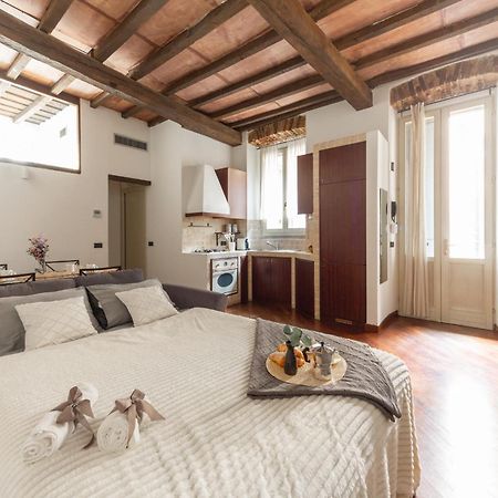 Charme Milan-300M Dal Duomo Apartment Luaran gambar